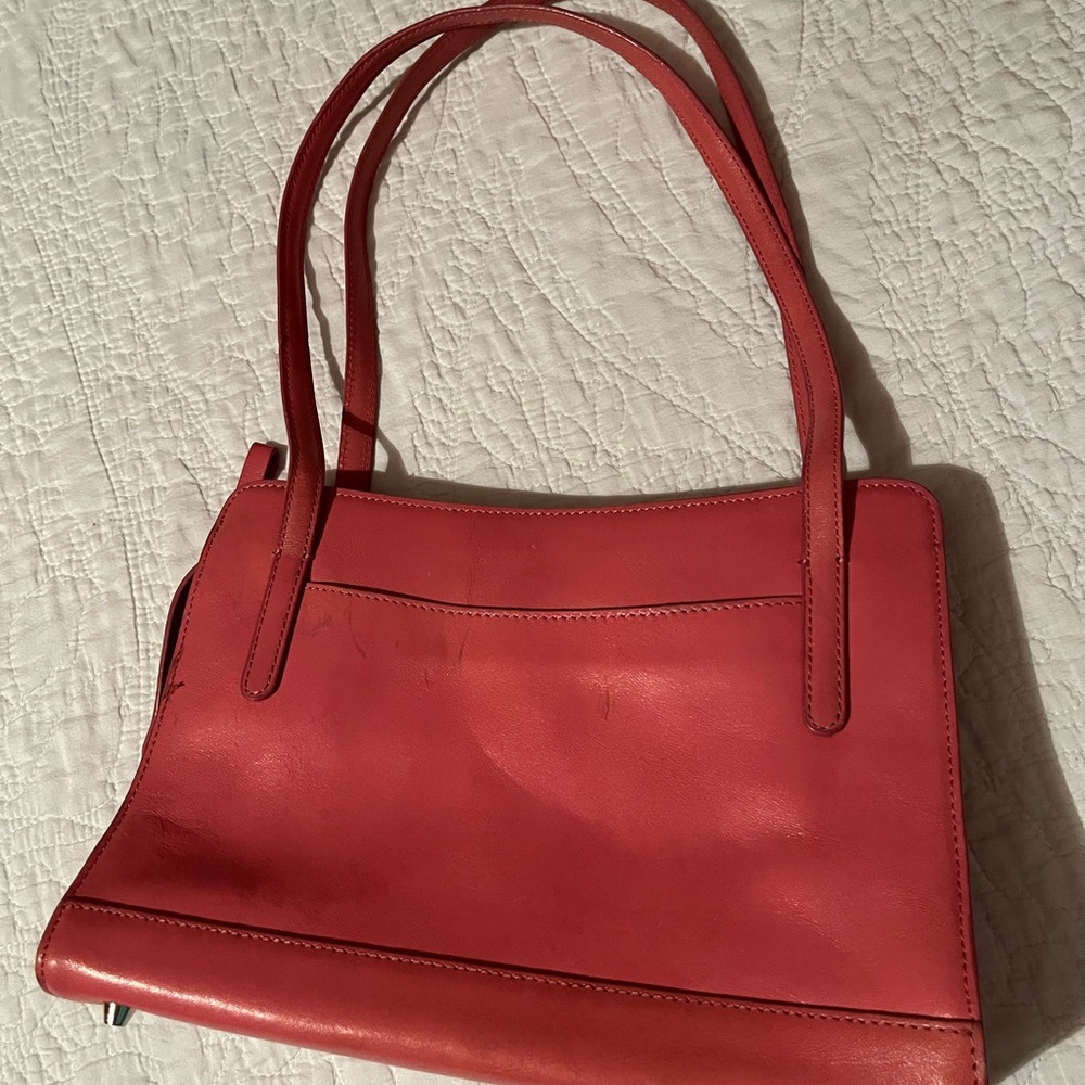 Elegant Pink Leather Shoulder Bag